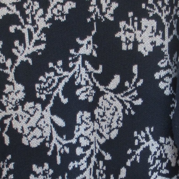 Relist 2/23❌ Croft & barrow crew neck sweater floral like print & metallic XXL - Picture 6 of 17